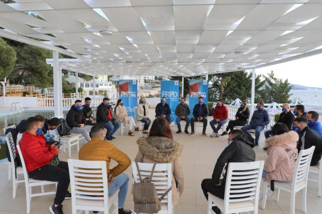 C0A07BB5-1883-489D-94AA-C0FE3AAF1DEF