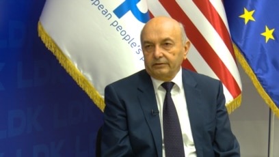 E59ECFAF-2ABA-487B-8592-E320F576838D