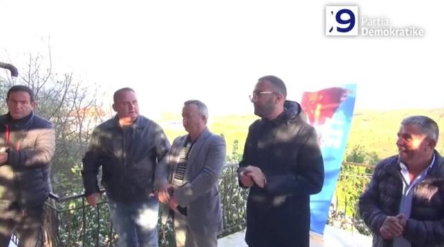 093910F6-B988-4D86-BF22-36A6391053FB