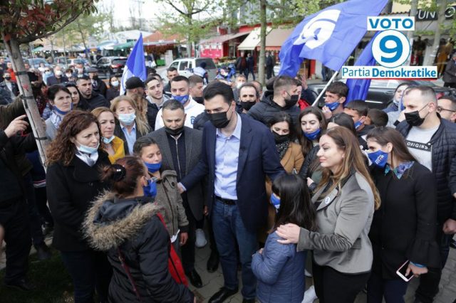 0CEF7754-34D8-4DE7-9BB3-129254443653