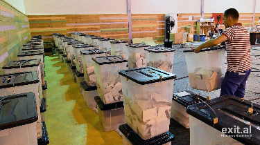 120D7AA3-7002-4433-ABE2-F902C58760E1