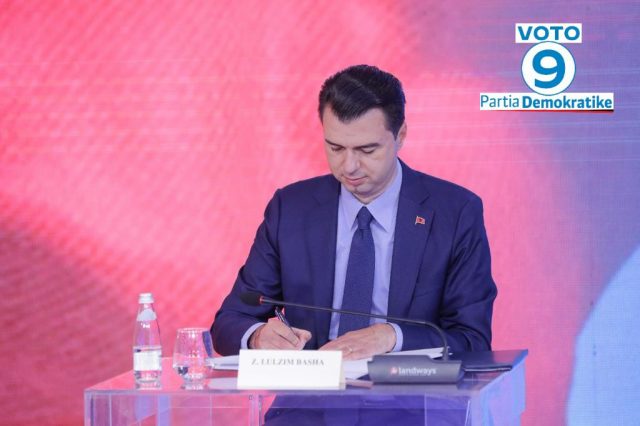 1AE9552C-D979-48F8-833C-B7B2C5E97BE8