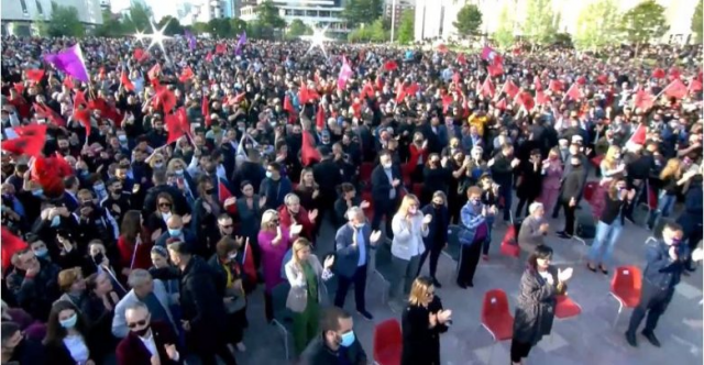 2B8F7C63-B774-47ED-B539-27DE907B5C81