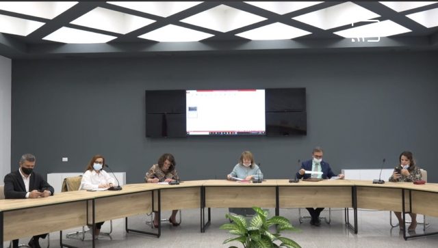 2CBF7196-58CA-4052-A72B-FEF5E96FF0C5