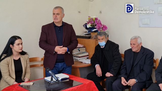 5FBACA16-1CE1-42A0-94CF-DAA2B435F543