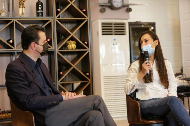 69DCFB5E-C5BA-49FD-A19D-CB428B17045B