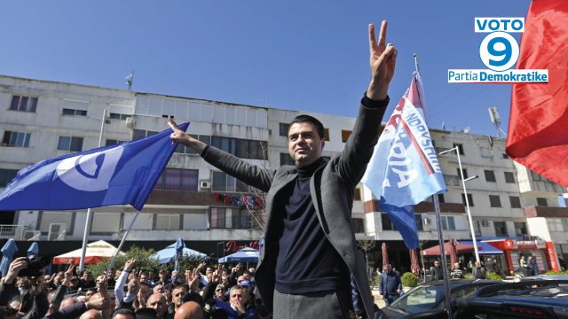 6FB65C56-F880-4941-8DF0-F65B3E12B011