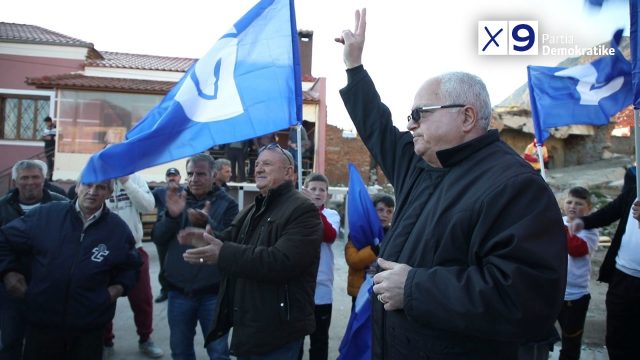 7A80EE30-5769-4A8D-8DEF-44CFF7484016