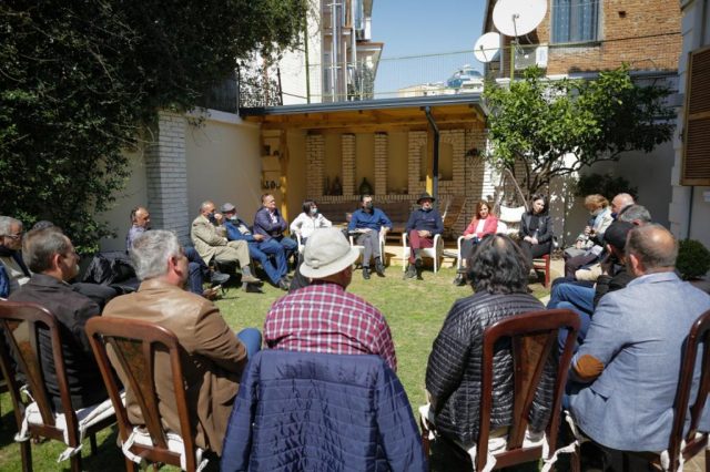 C87B06B6-8E05-4F38-B989-4B0EC016819E