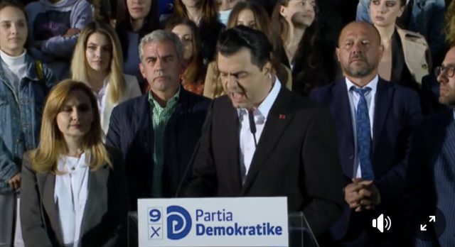 E0264D7B-6E1A-4766-9331-B4801501E8BB