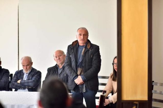 F0DAD762-4578-4340-8965-E042C1B437E2