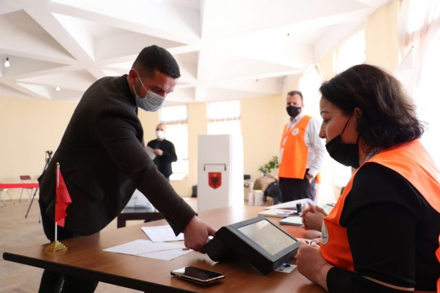 identifikimi elektronik 16 gisht