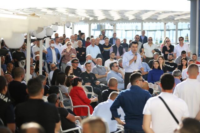 04C10604-2142-4B73-AF4F-11A7C11673E1