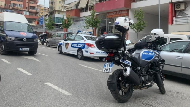 3A44F56F-A0FC-4CA4-A9F4-B8347B9F5CEC