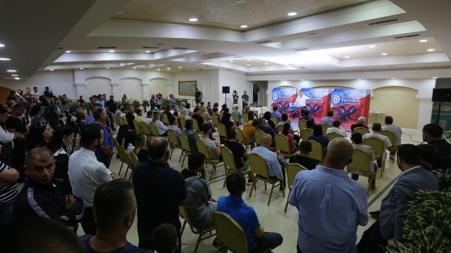 5EDBBF5A-B797-4F63-8FB5-D57E4CDBAE48