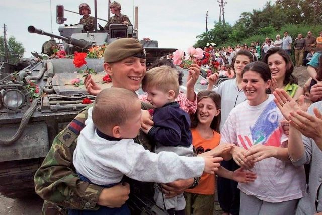 60BEF66A-0129-4F13-8805-9E7DD2630DEB