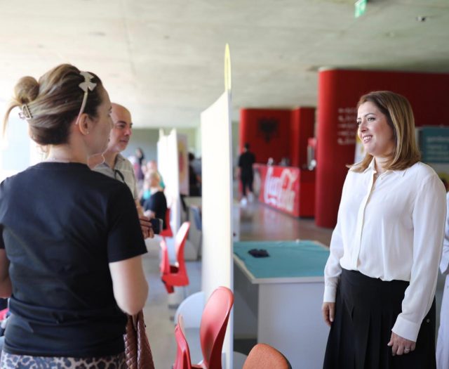 656365B7-D765-404D-A793-4AB1F5F5C1BA