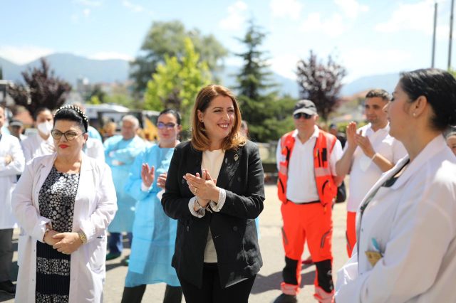 85E738C0-CAF9-4E3B-A52C-AA482D947D06