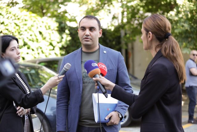 C08706BA-18D0-4416-864C-AE8FCC9E9314