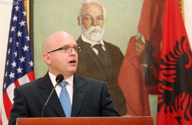 DC2D257D-0DA1-4200-AFCA-3D844341E616