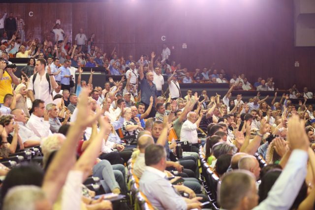 1C58BF07-D53C-45D2-B2BF-DA40753C0663