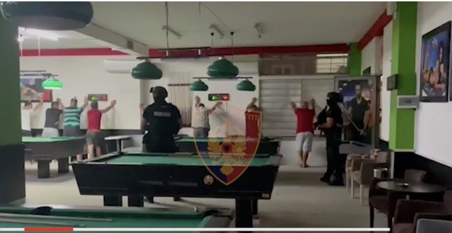 3E1F0EA0-6BA4-4395-B51D-DF9701A030F4