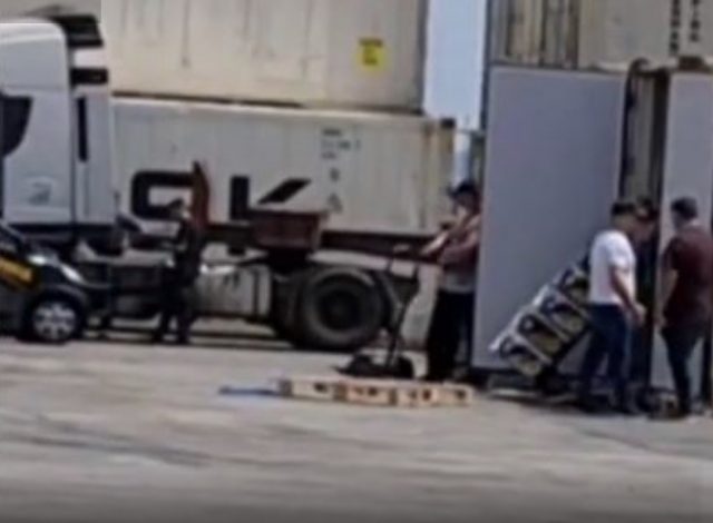 927D3B57-026F-49A3-A3B6-DE187FE8A1D8