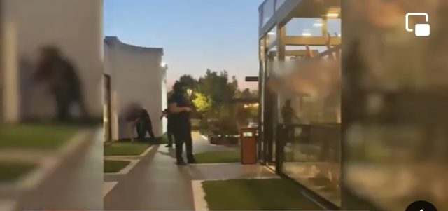 BFC0EA89-C795-4F95-ACA6-3BB2BFB75BF1