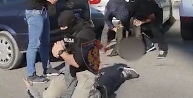 D92C3EEC-A336-4E95-98C8-2874F01A5416