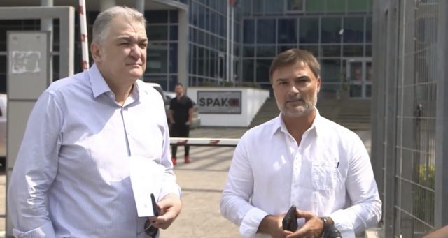 E80DDA24-E7B0-4C9F-91A6-C66E2C7FE690