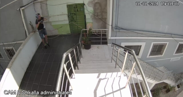 F8F47B62-5D83-4AF7-87E7-D33EBAB3244B