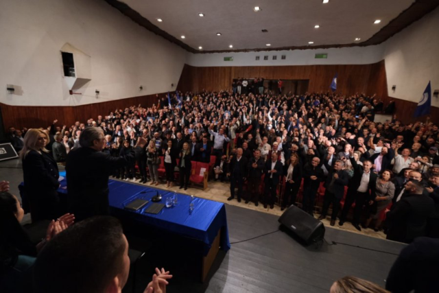 13FA5C89-E52F-4C91-9835-01C5E1B3F62B