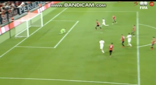 62FD8DFE-595D-4AAC-87E2-B811D0FF3A4B