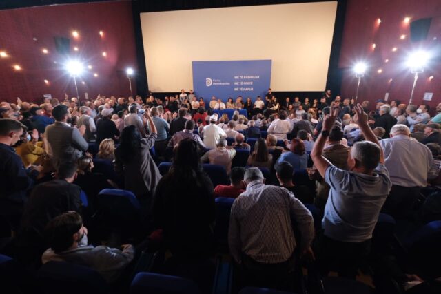 9A9EC432-4F13-496F-96CA-84697BCAAD6B