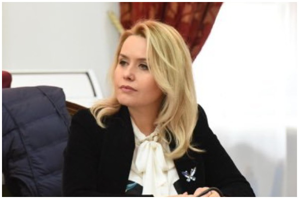 A00A06D6-1B88-44AE-8356-5A901929DCA3