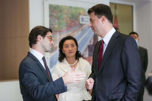 BFC0FCB8-5FE2-4CA8-A525-5DA8D50F582A