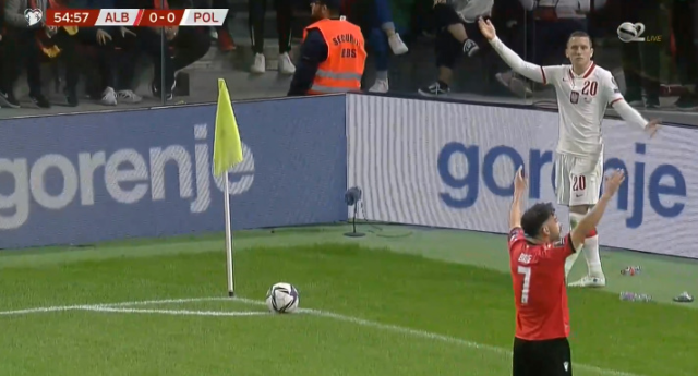 D6741826-2A8F-48F7-9BF8-A0261E3CDDAE