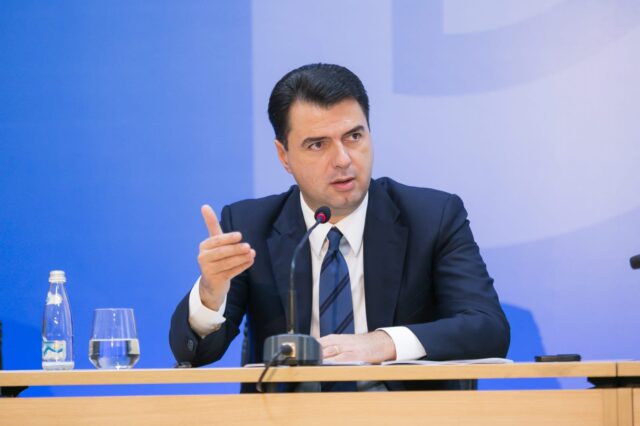 D7A4FBB3-A1F0-4025-9857-50CC07764982