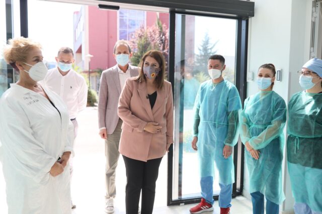 EBB18C74-A141-4BCB-AAC2-52C1B7731858