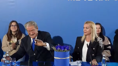 F4C5449A-E6DB-4CD9-9366-CBD23D733882