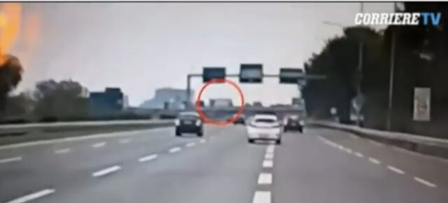 F75722F0-28C0-4BF7-B0BF-0FB0C21DB05D