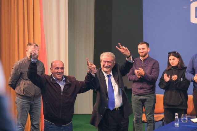 berisha demokrate foltore