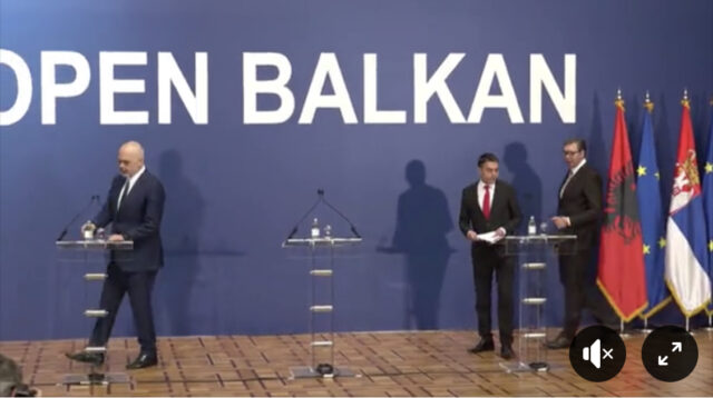 3BA17448-7BCD-4079-83E2-64960FA3BA1D