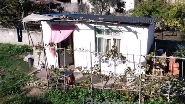 41814858-B4E9-487D-BADE-9CD8AD4184B0