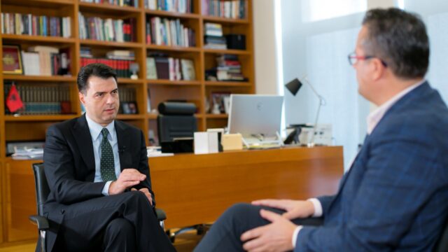 4B06D203-4E00-47D0-9C79-C78ADE88EBBB