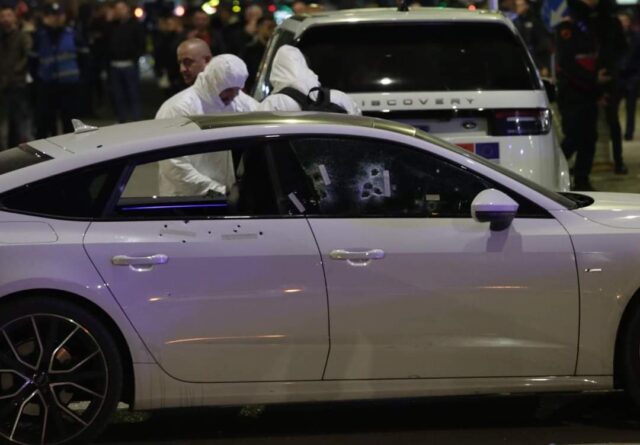 atentat unaza polici