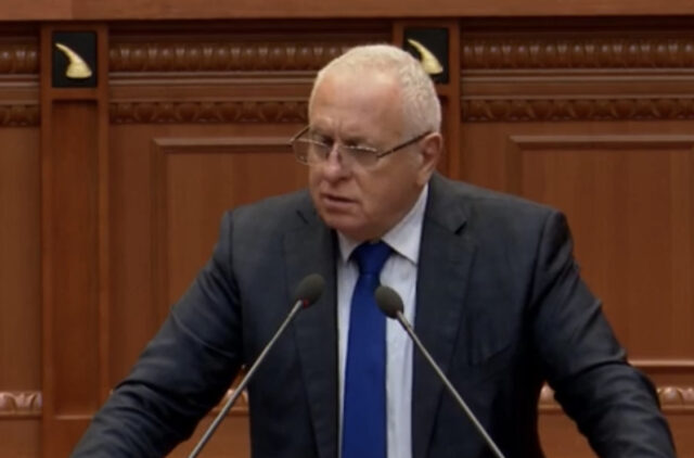 C6A8FDA8-E1AC-45FB-9487-157D676AD407