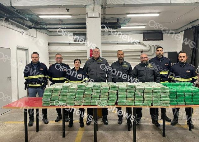 EBB67E24-B054-4C27-867F-B9462FBBFDCC