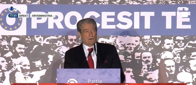 F3FDDA04-A09D-4210-A3B4-A0B0E928B178