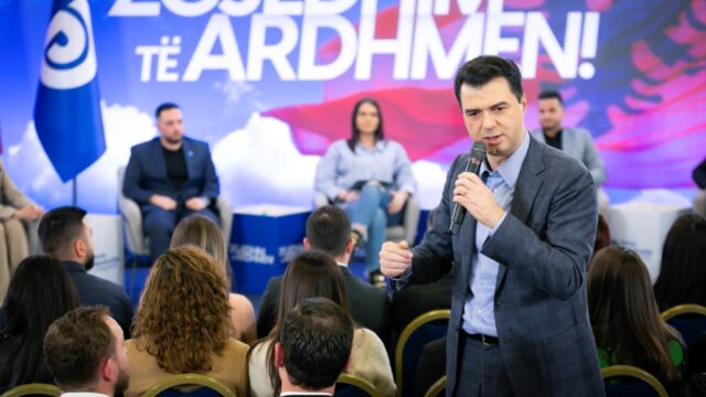 42609463-6FF0-4D3F-AED9-322FB85CAF33